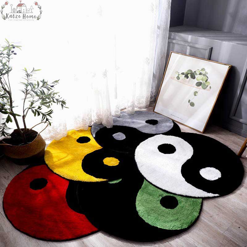 Minimalist Fluffy Yin and Yang Meditation Rug