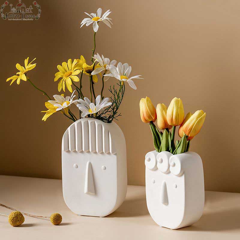 Nordic White Abstract Face Vase