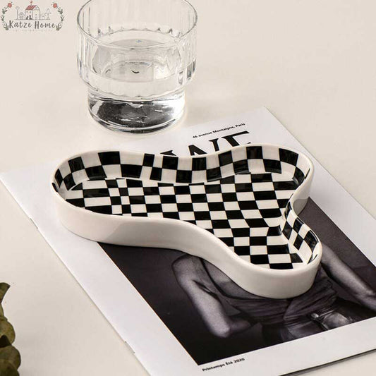 Retro Decorative Ceramic Checkered Tray