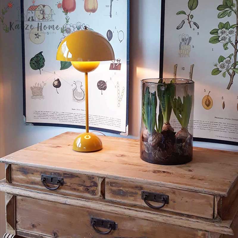 Aesthetic Mid Century Mushroom Lamp