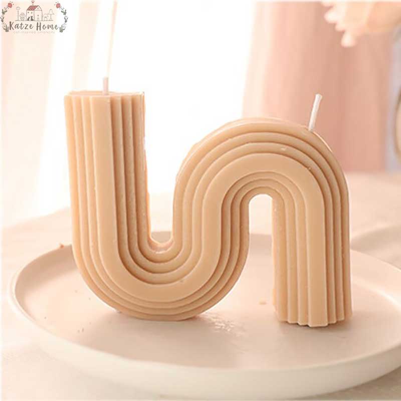 Minimalist Scented S Shaped Wavy Candles