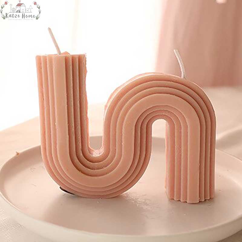 Minimalist Scented S Shaped Wavy Candles