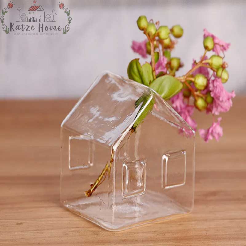 Minimalist Small House Shaped Glass Vase