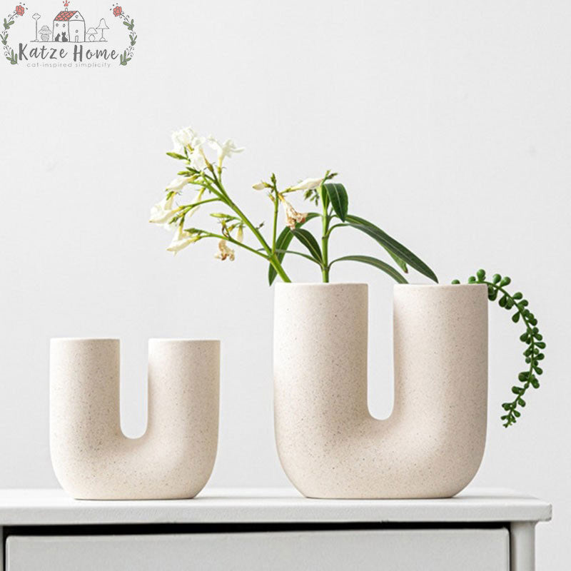 Nordic Ceramic Hollow U Shaped Vase