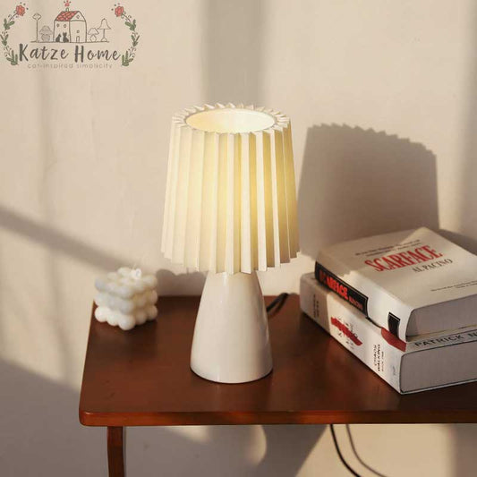 Retro Ceramic Pleated Table Lamp