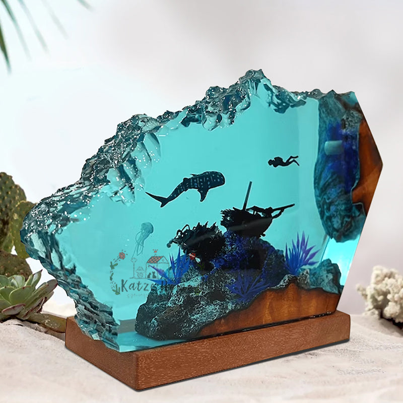 Shark And Diver Exploration Ocean Resin Lamp